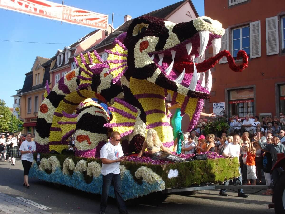 Image d'un corso fleuri du carnaval de Nice