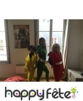 Photo de Combinaison Morphsuit jaune prise par Konig Eva