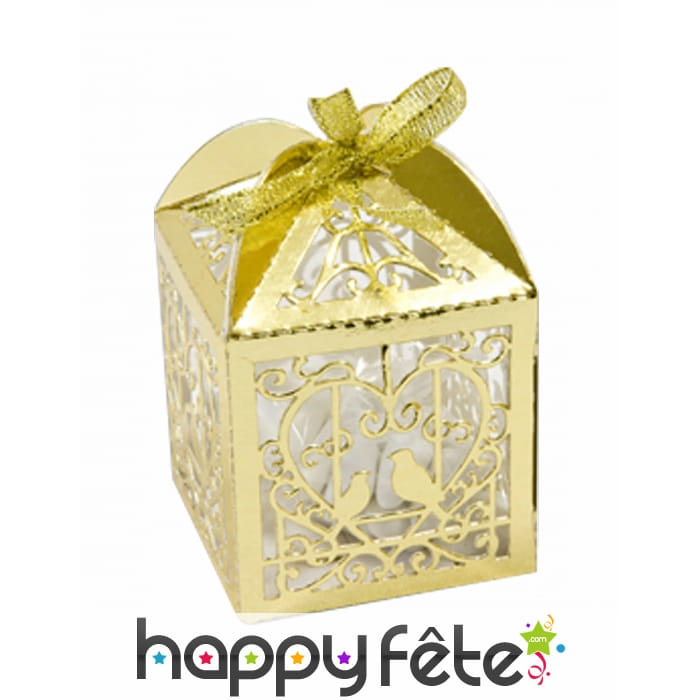 10 Boîtes dorées décorées de coeurs, 5cm