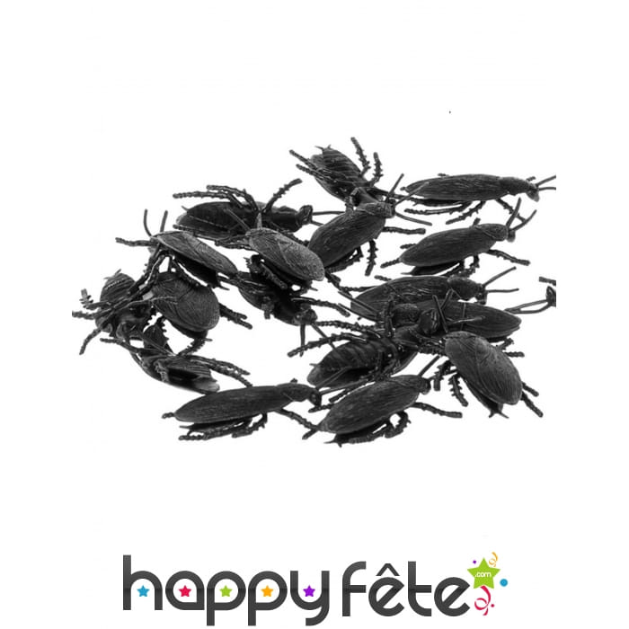 12 cafards en plastique de 6cm