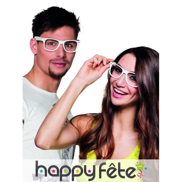4 paires de lunettes blanches type intello