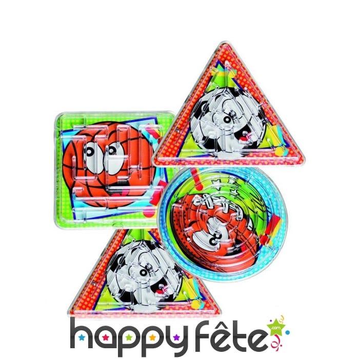 4 petits labyrinthes de 6cm sur le thème du sport