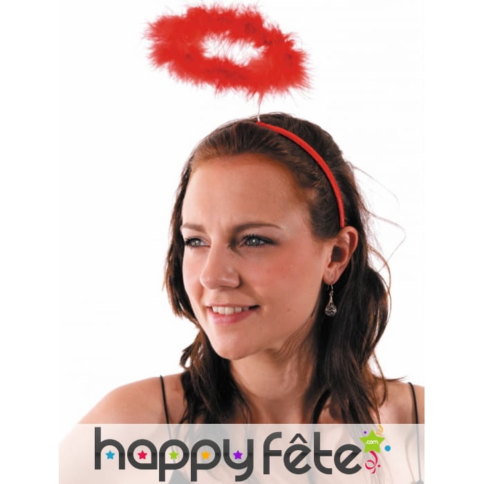 Auréole rouge sur serre tête