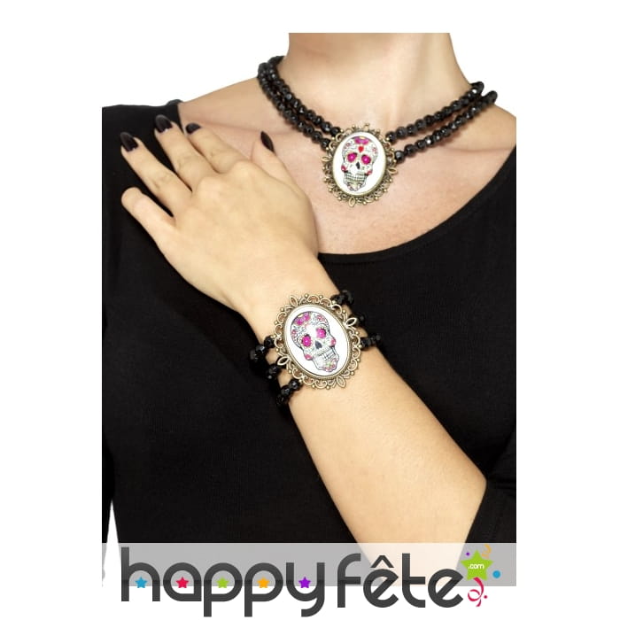 Bracelet de perles avec médaillon jour des morts