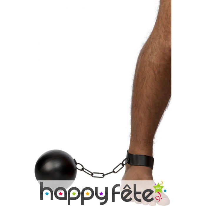 Chaine avec boulet de prisonnier