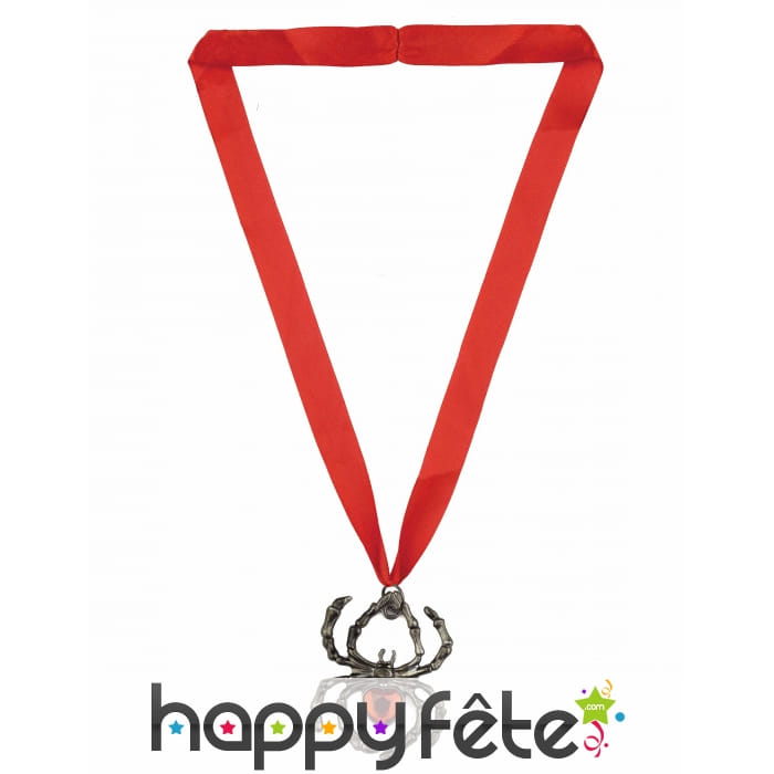 Collier avec pendentif araignée