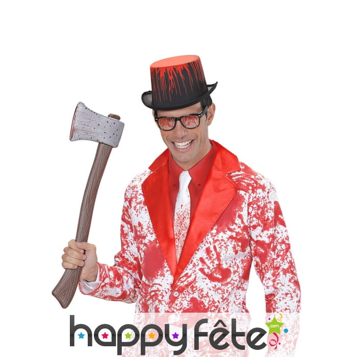 Cravate blanche couverte de sang