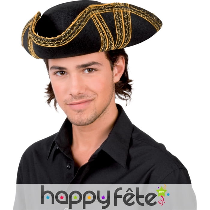 Chapeau bicorne noir de pirate brodé doré