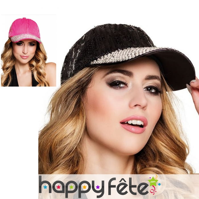 Casquette clous et sequins
