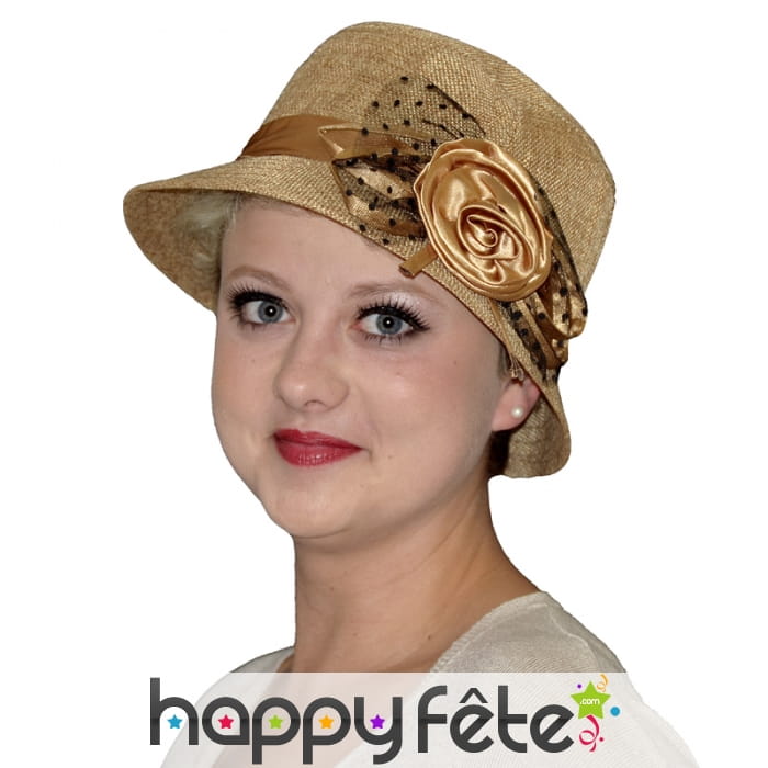 Chapeau cloche marron, tulle et rose