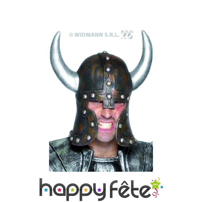 Casque de barbare en latex