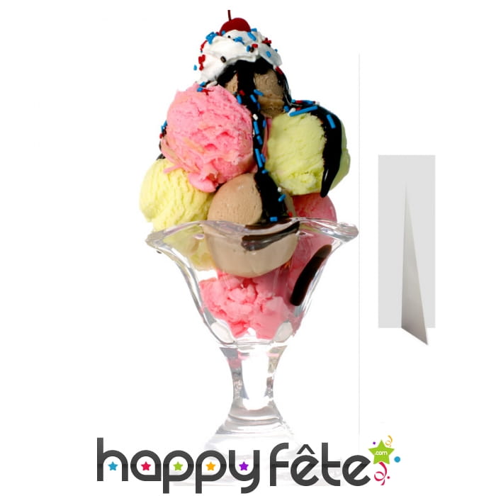Coupe de crème glacée géante en carton