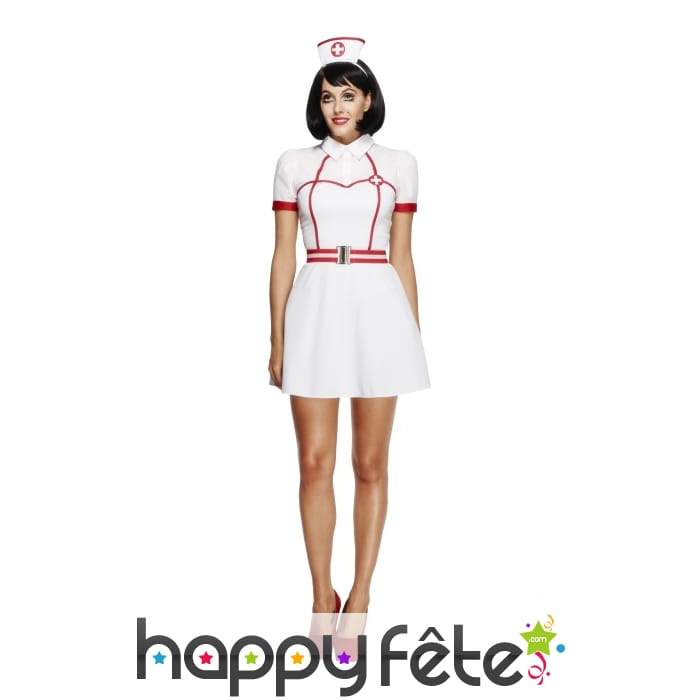 Costume d'infirmière auxiliaire sexy
