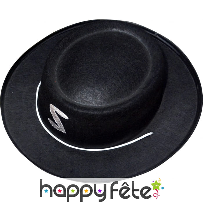 Chapeau de justicier noir T52