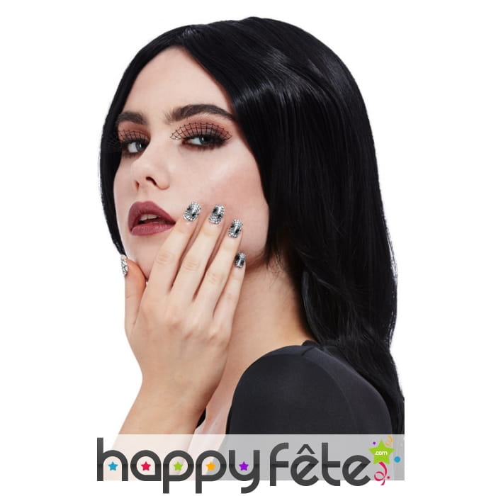 Cils et ongles toile d'araignée