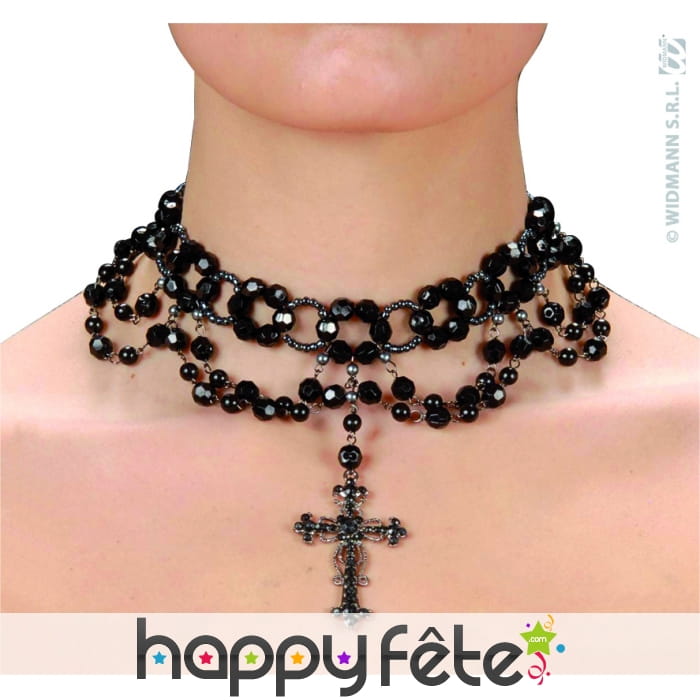 Collier gothique avec perles et croix