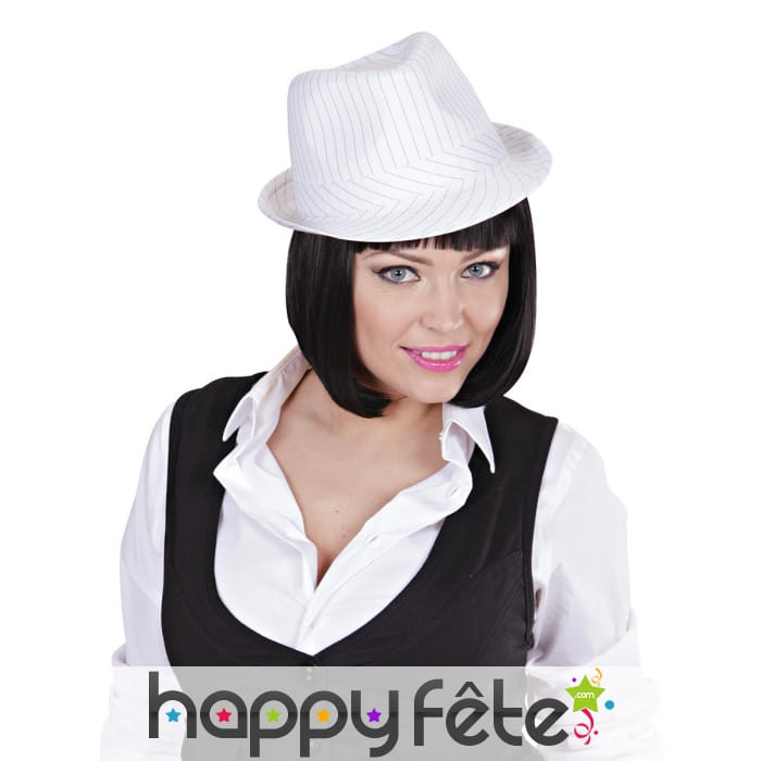 Chapeau justin blanc avec fines lignes noires