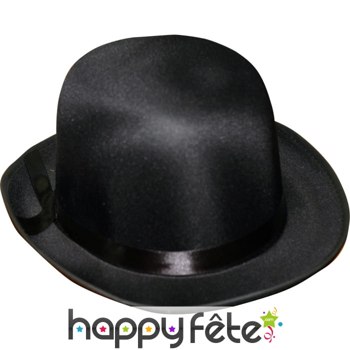Chapeau melon en satin noir
