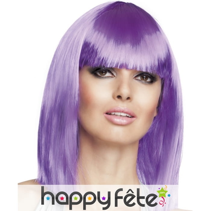 Carré mi-long violet brillant