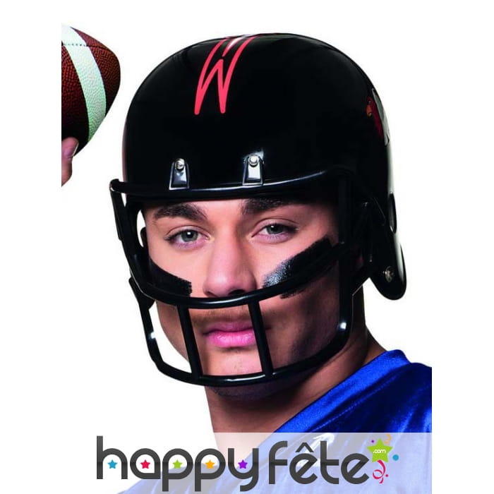 Casque noir de footballeur américain