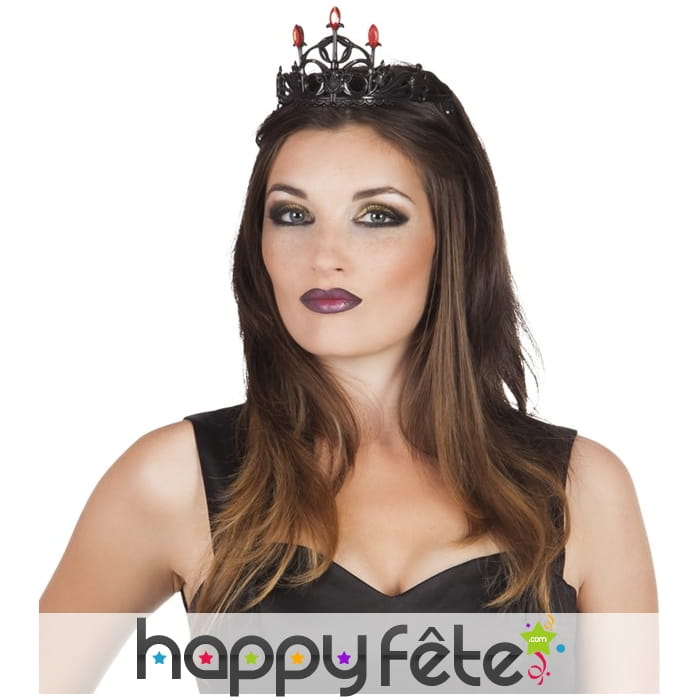 Couronne noire surmontée de rubis rouge