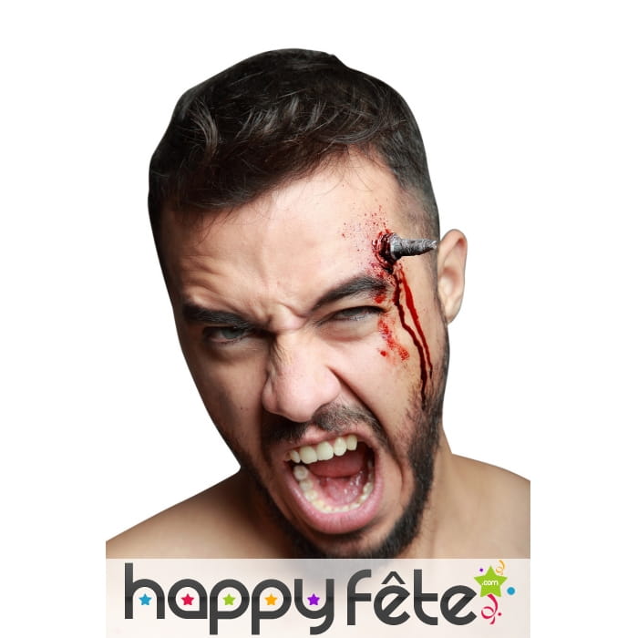 Clou planté en latex