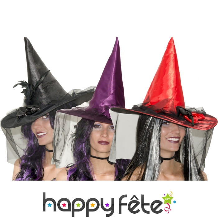 Chapeau pointu rose en satin, plumes violette