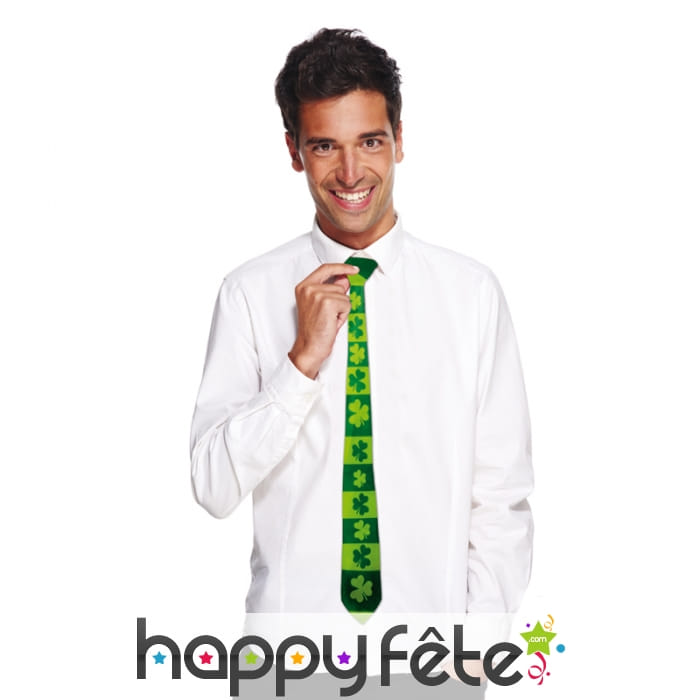 Cravate St Patrick décorée de trèfles