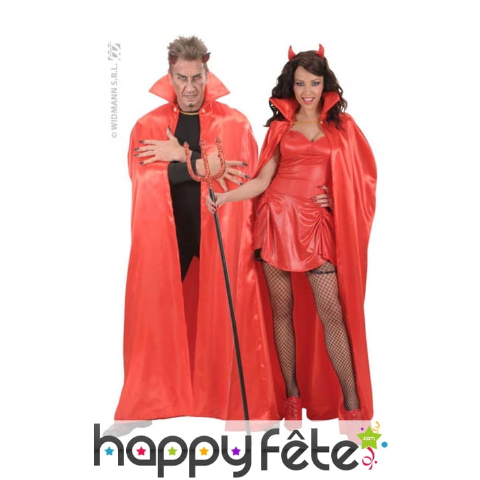 Cape satin rouge luxe