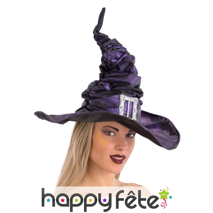 Elegant chapeau de sorcière plissé