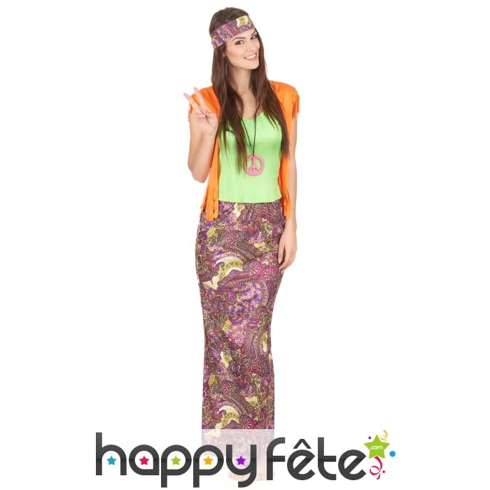 Ensemble coloré de femme hippie