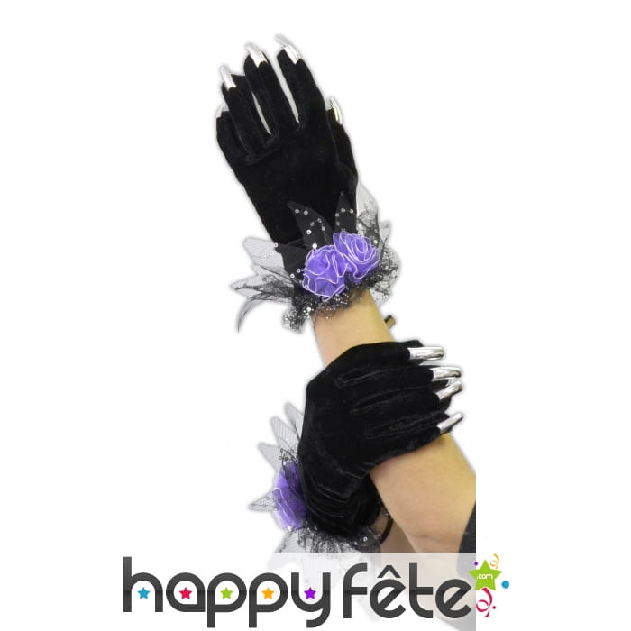 Gants avec ongles argentés et roses