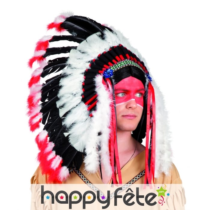 Grande coiffe noire et rouge de chef indien