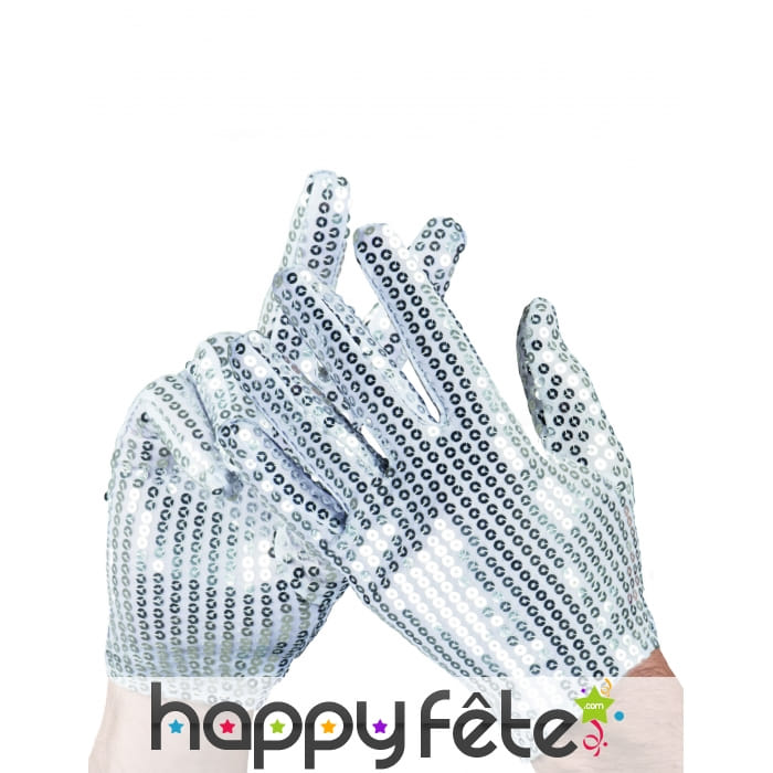 Gants recouverts de sequins argentés
