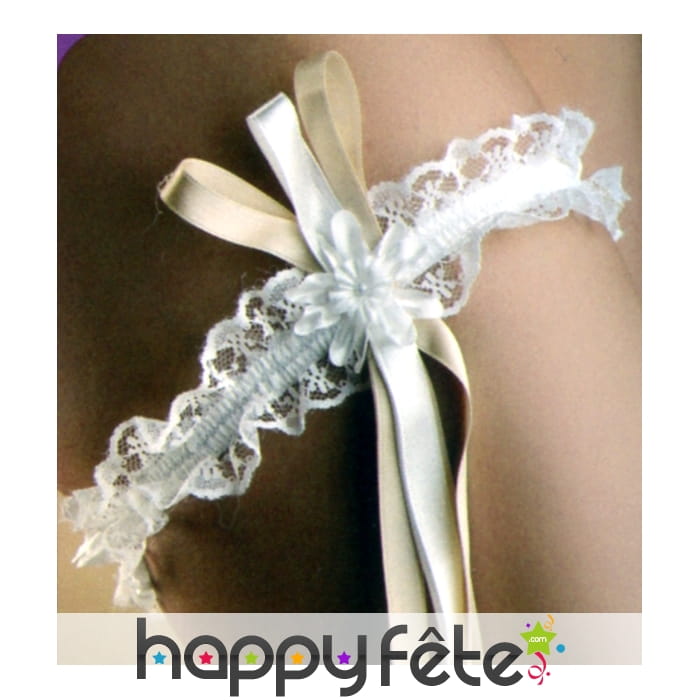 Jarretiere en dentelle blanche et noeud