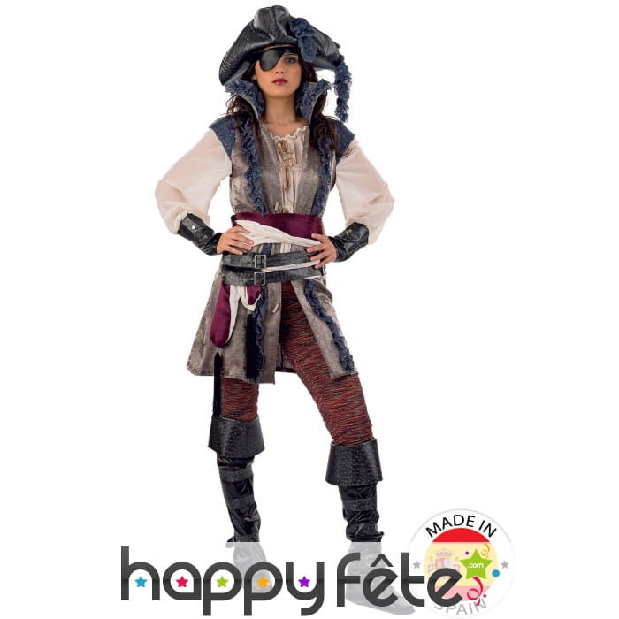 Luxueux costume de piratesse