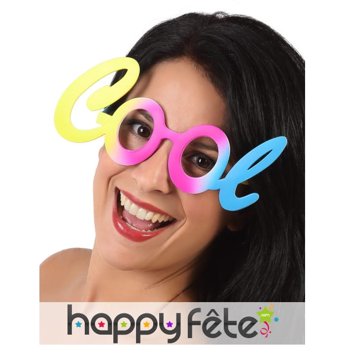 Lunettes colorées pastelles en forme de Cool