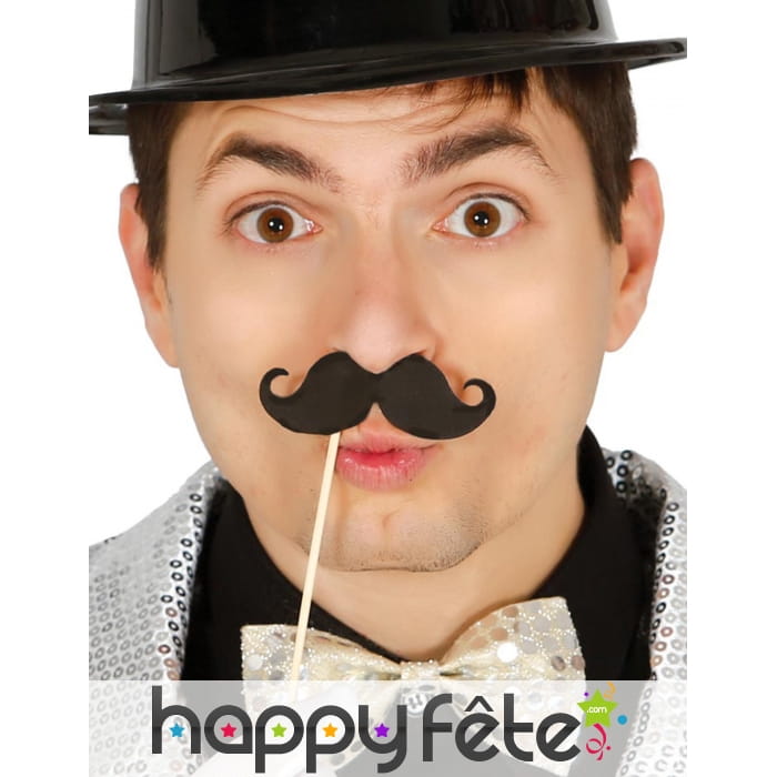 Lot de 6 moustaches noires photobooth de 10 cm