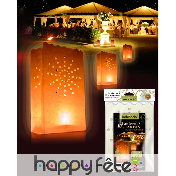 Lanternes de jardin en papier ajouré