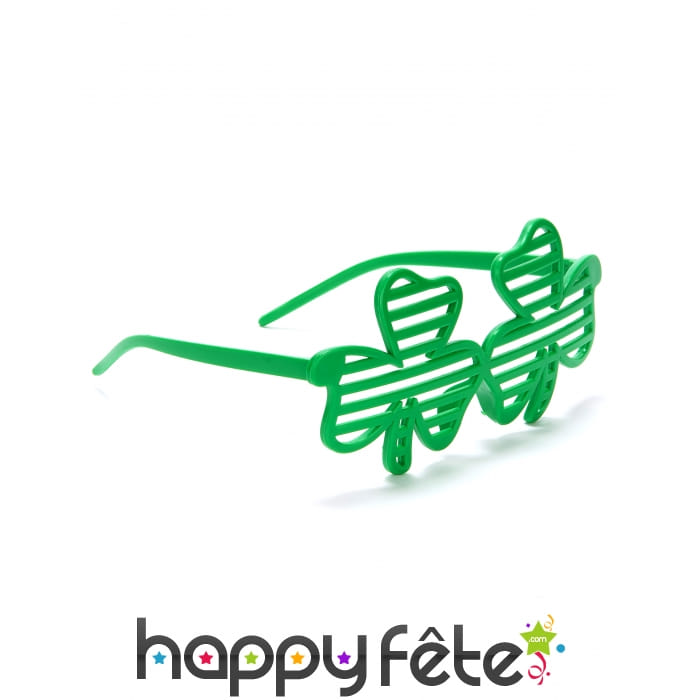 Lunettes en forme de trèfles verts