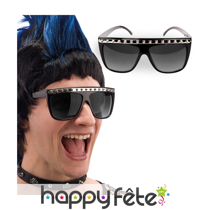 Lunettes noires cloutées punk