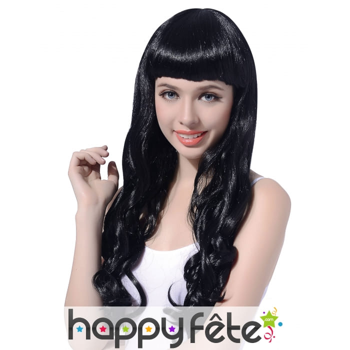 Longue perruque ondulée avec frange droite