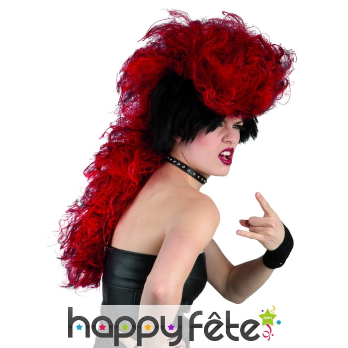 Longue perruque punk noire et rouge