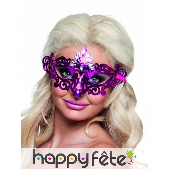 Loup rose avec gemmes argentées