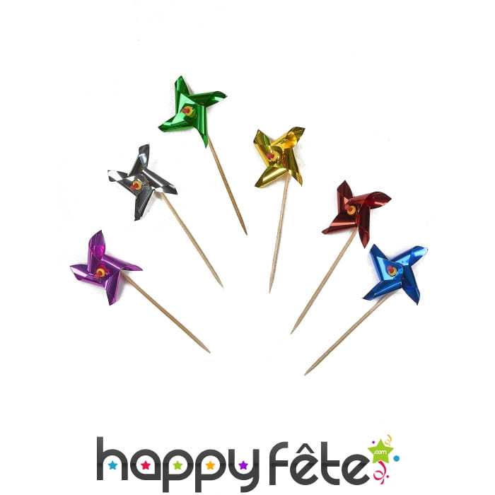 Moulin à vent sur bâton en bois