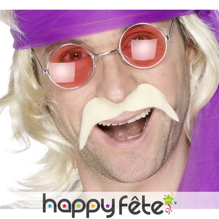 Moustaches blondes de hippies