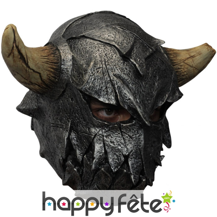 Masque casque de guerrier viking avec cornes