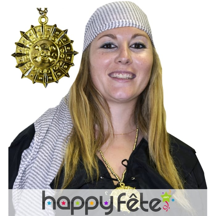 Medaillon de pirate avec chaine dorée