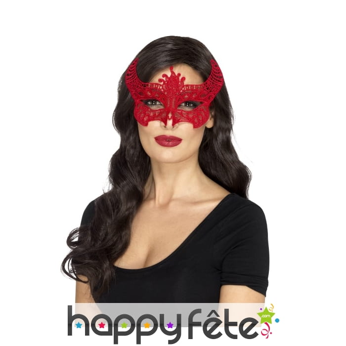 Masque loup de diablesse rouge en filigrane