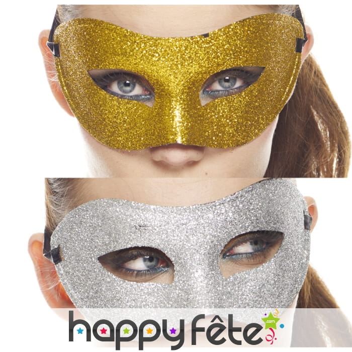 Masque loup recouvert de paillettes